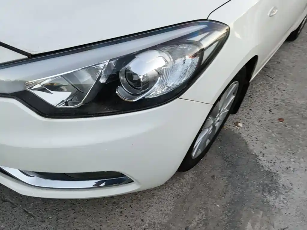 Photo 24 - Kia K3