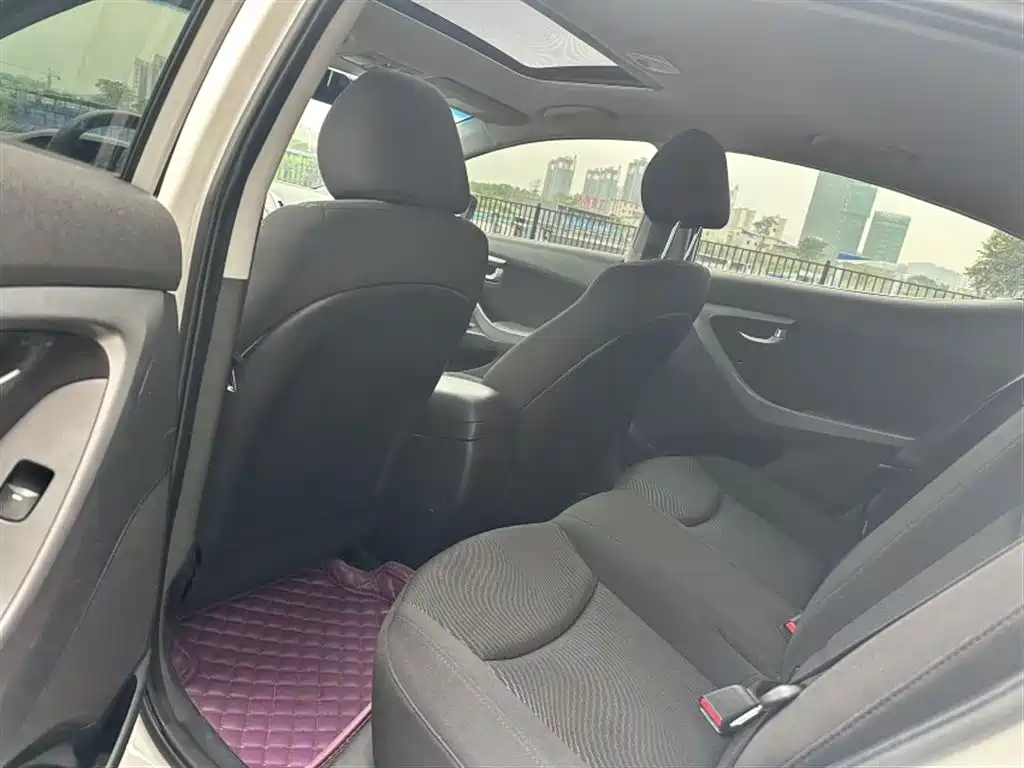 Hyundai Langdong 2015 1.6L Auto Premium фото 15
