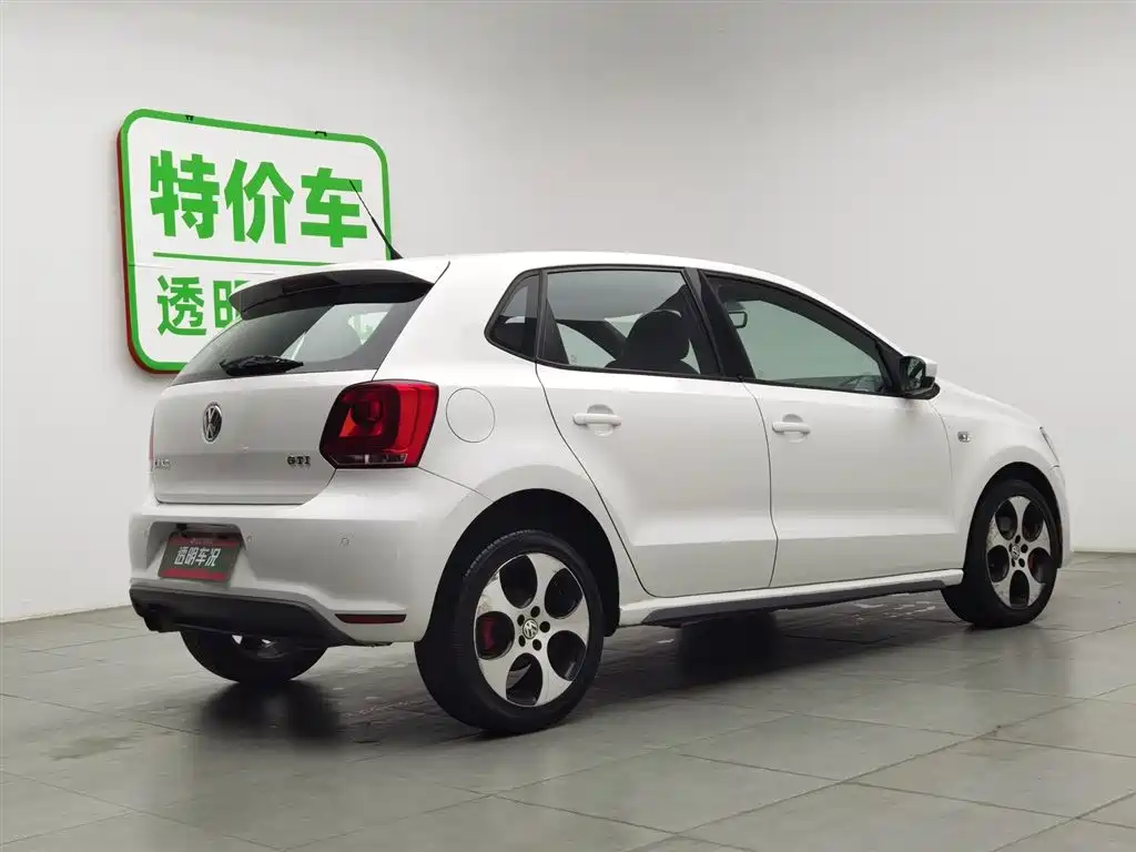 Volkswagen Polo 2012 1.4TSI GTI фото 2