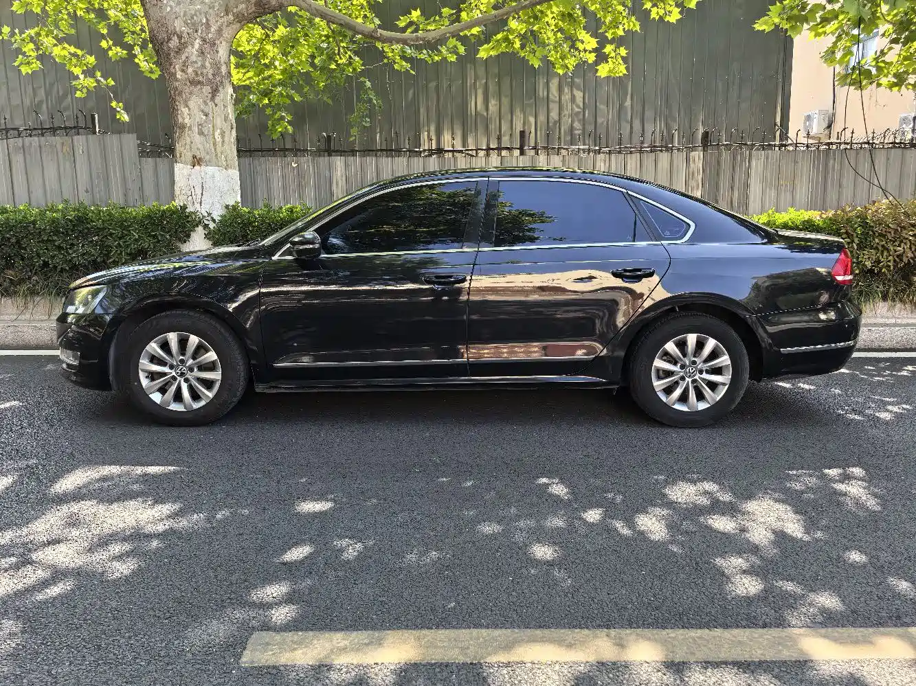 Photo 5 - Volkswagen Passat