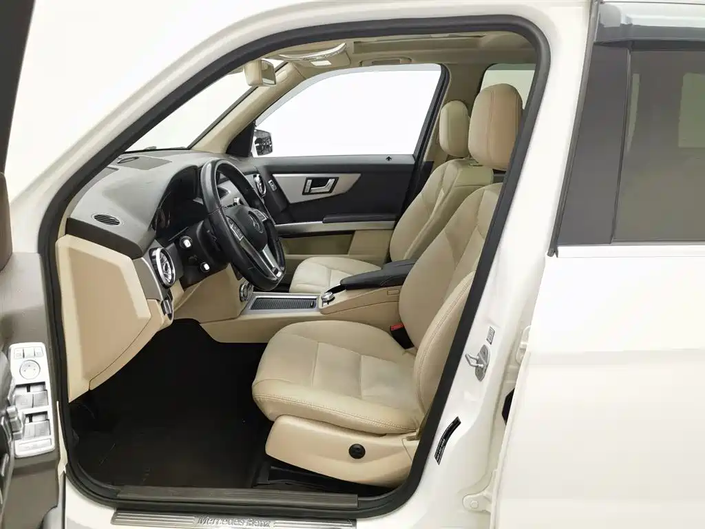 Mercedes-Benz GLK-Class 2015 GLK 300 4MATIC Fashion Ultimate Edition фото 10