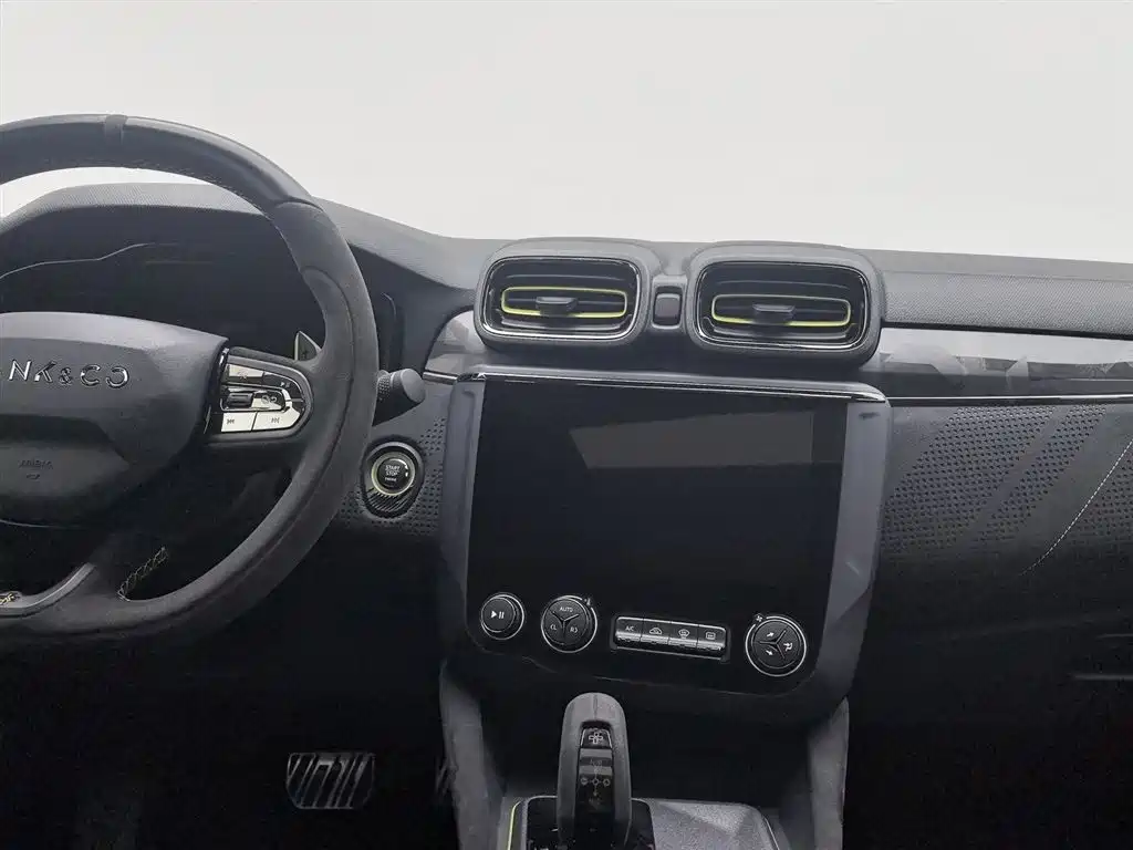 Lynk & Co 03 2021 03+ 2.0TD Auto Wind Rider Edition фото 12