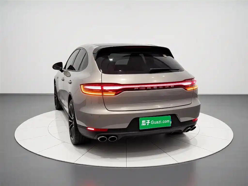 Porsche Macan 2018 Macan 2.0T фото 4