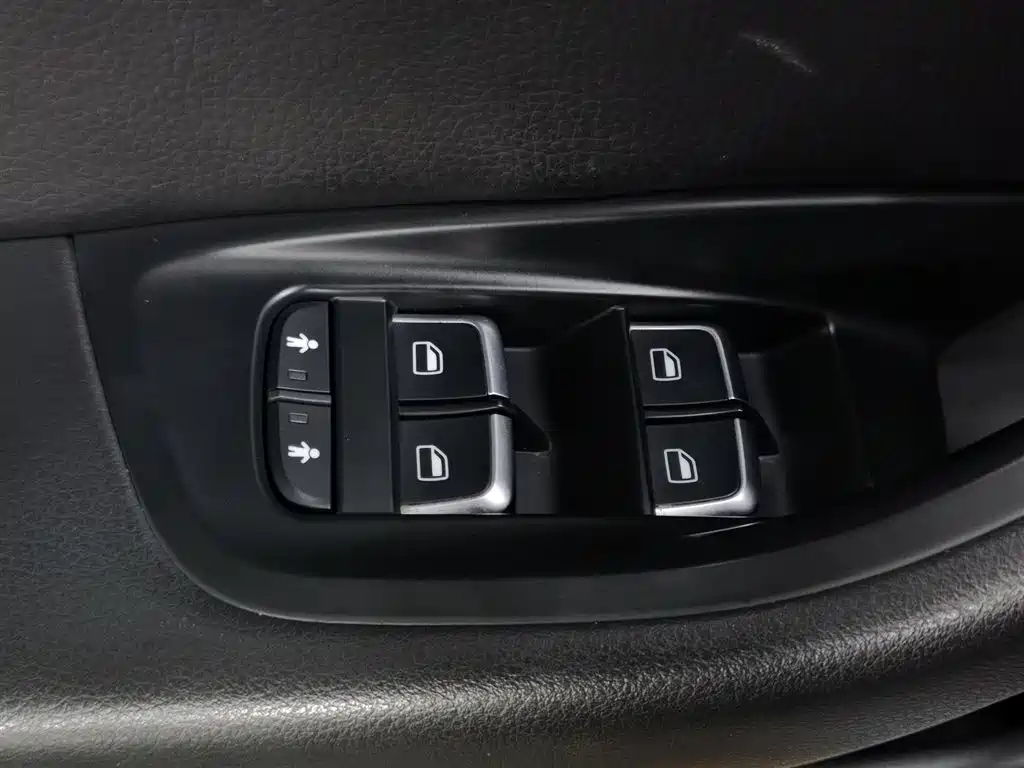 Audi A6L 2014 TFSI Standard фото 9