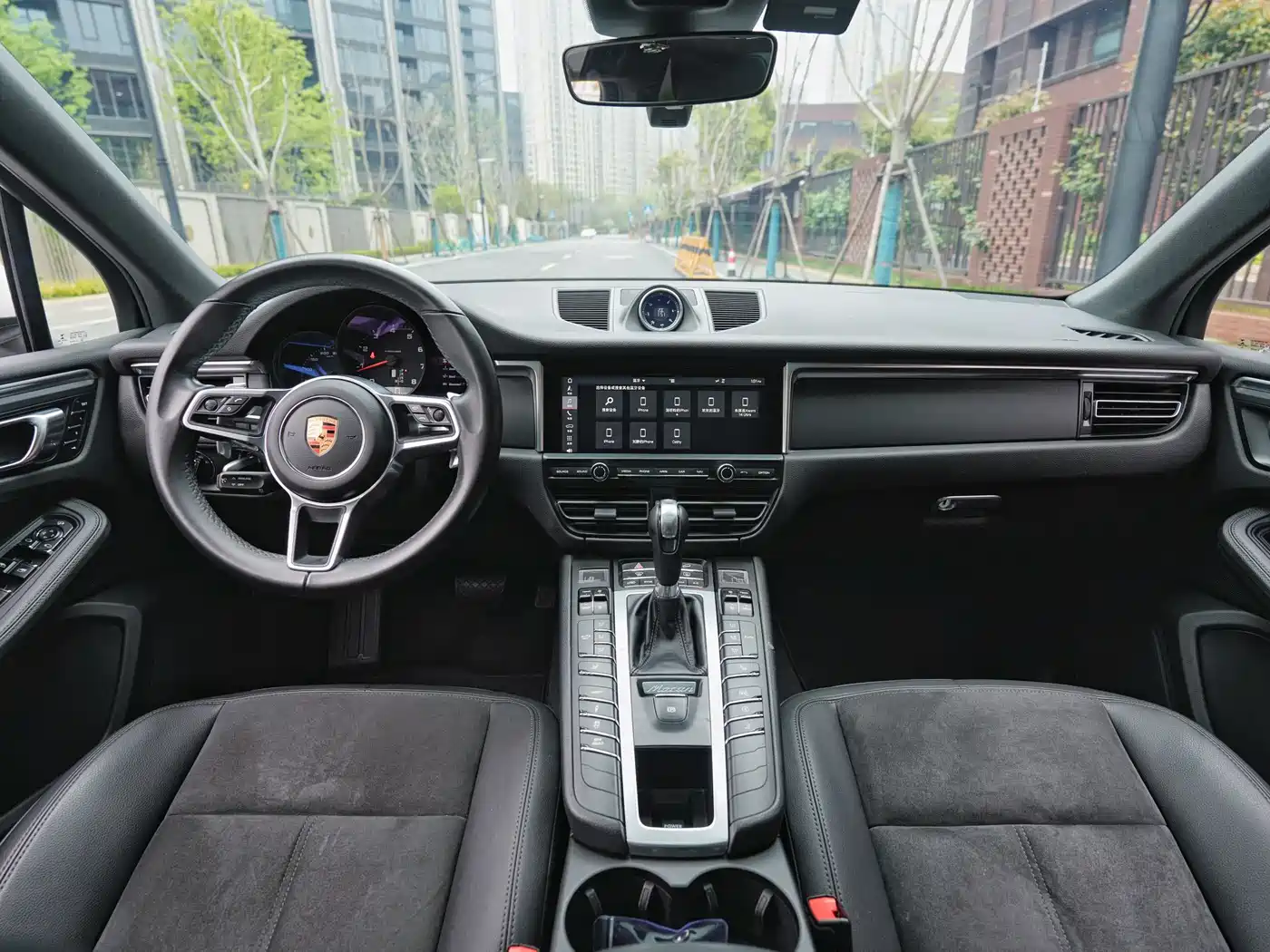Porsche Macan 2018 Macan 2.0T фото 10