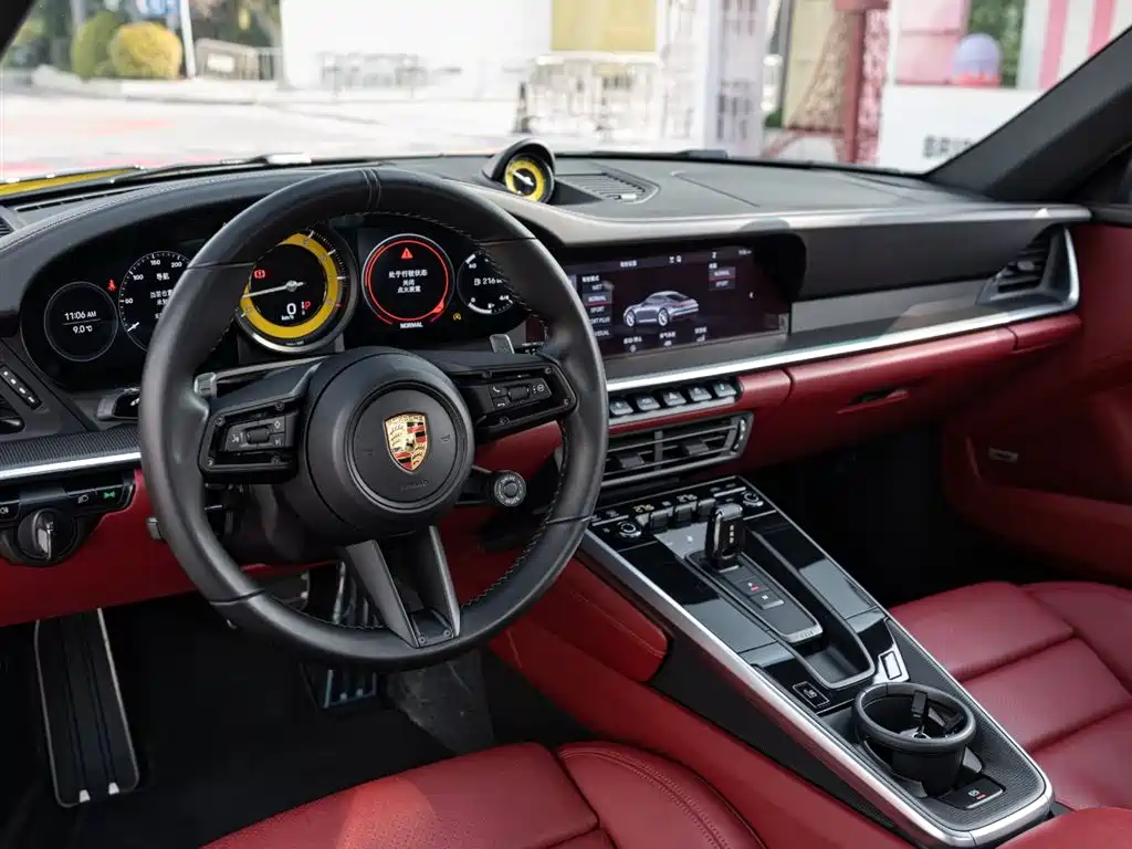 Porsche 911 2022 Carrera 4S 3.0T фото 9