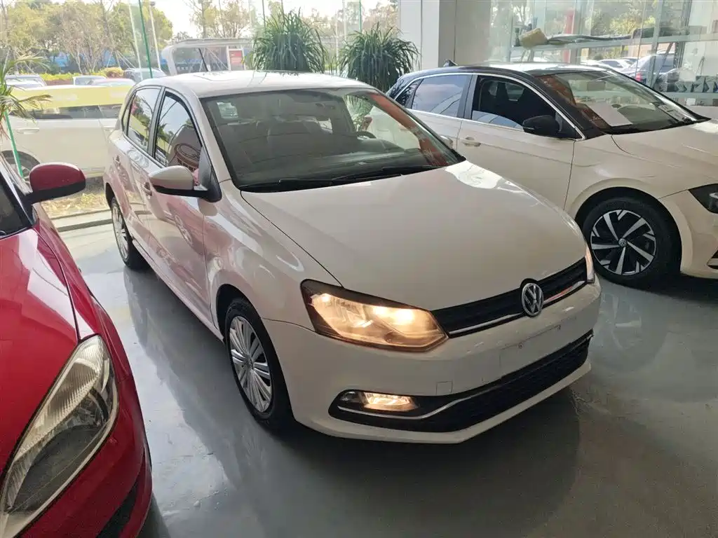 Volkswagen Polo 2018 1.5L Auto Comfort фото 4
