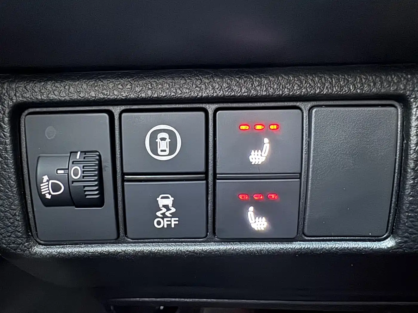 Honda XR-V 2024 2023 Facelift 1.5L CVT Fever Edition