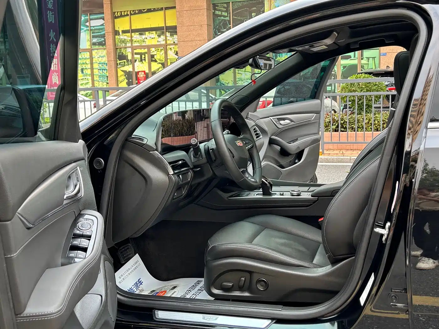 Cadillac CT5 2024 28T Luxury Model Pro фото 9