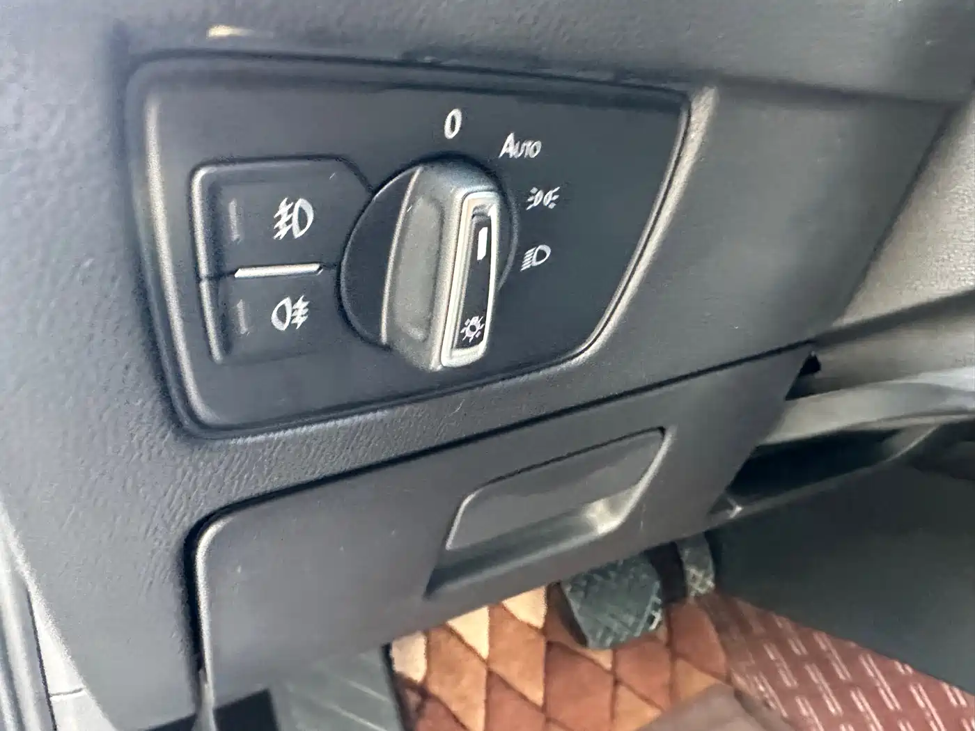 Volkswagen Magotan 2020 330TSI DSG Luxury фото 19