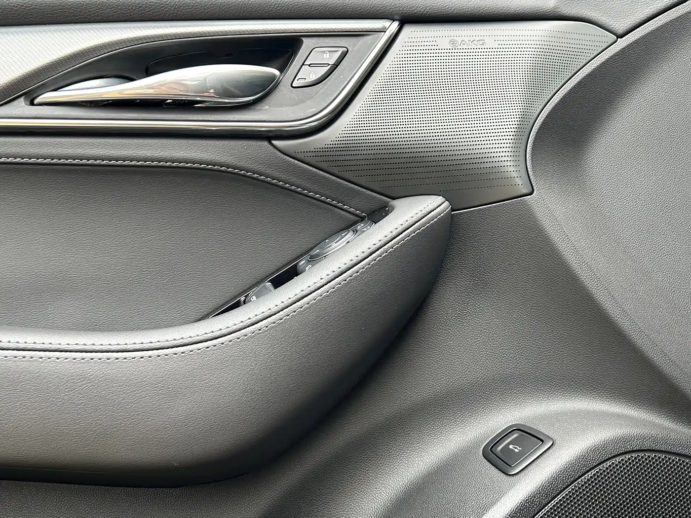 Cadillac CT5 2024 28T Luxury Model Pro фото 24