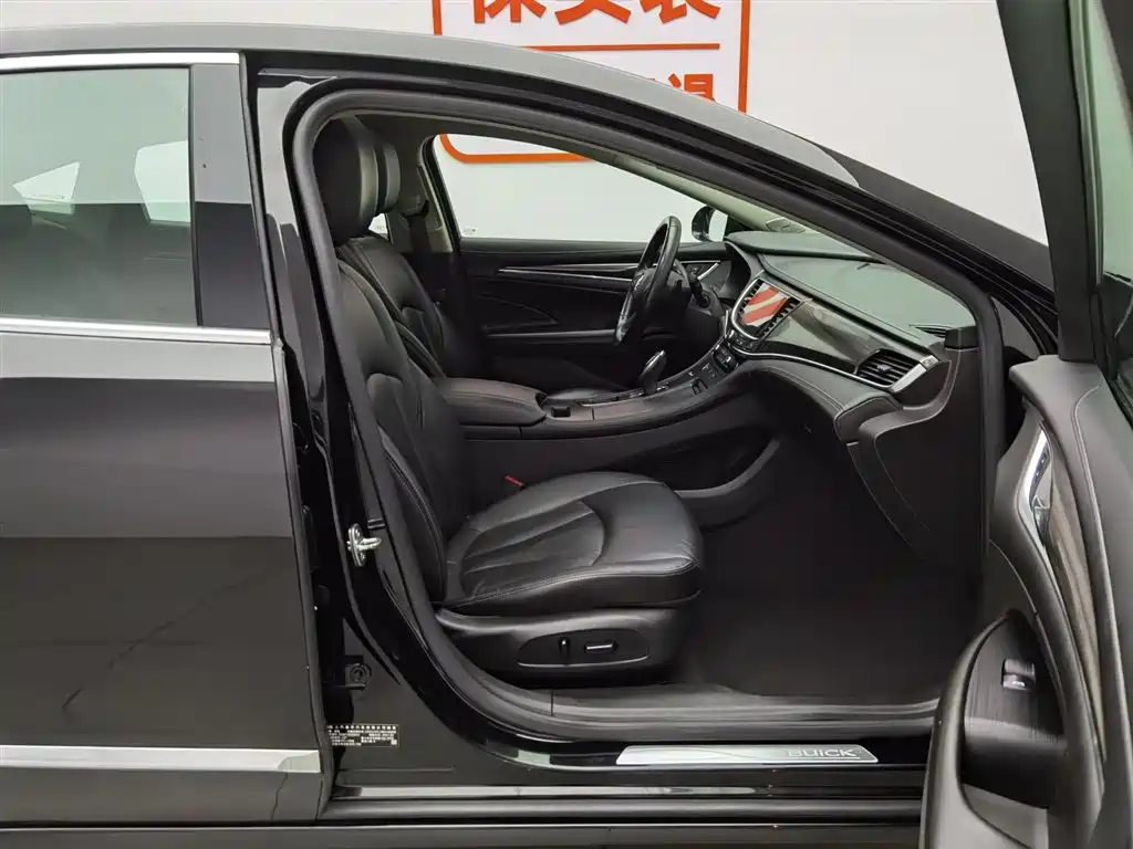 Buick LaCrosse 2021 652T Luxury Edition фото 23