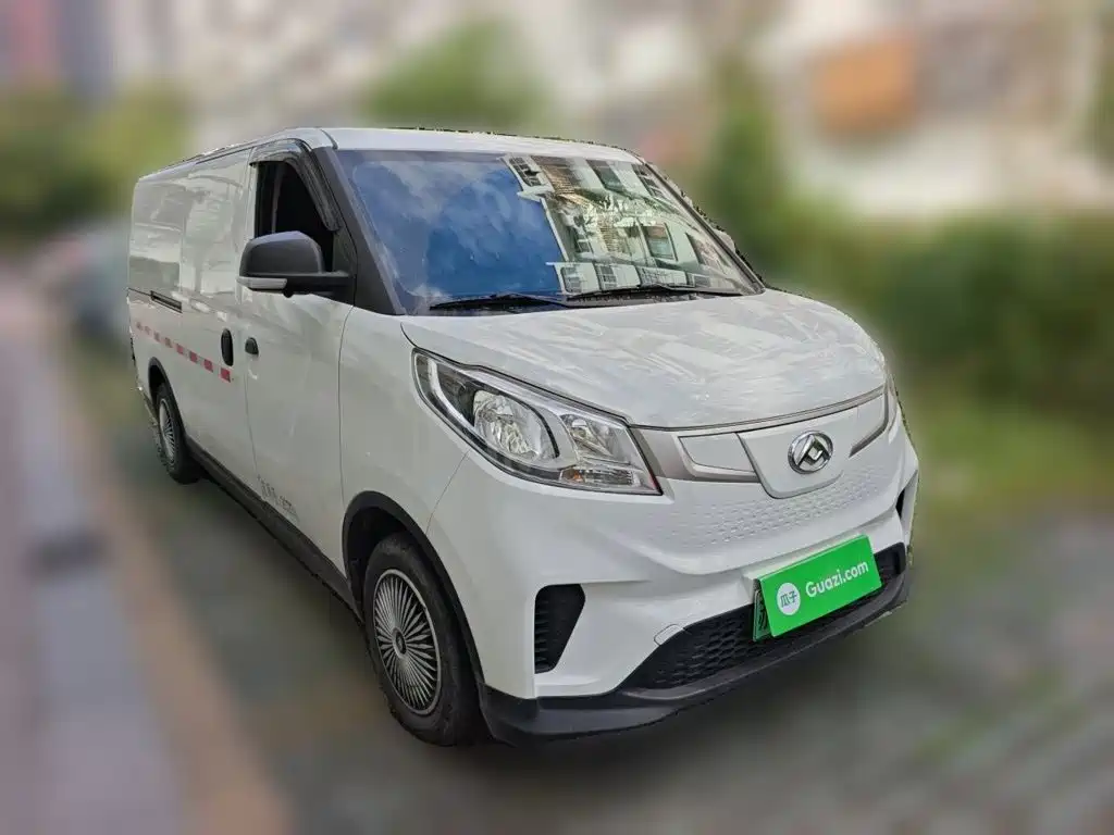 Фото 25 - Maxus Maxus EV30