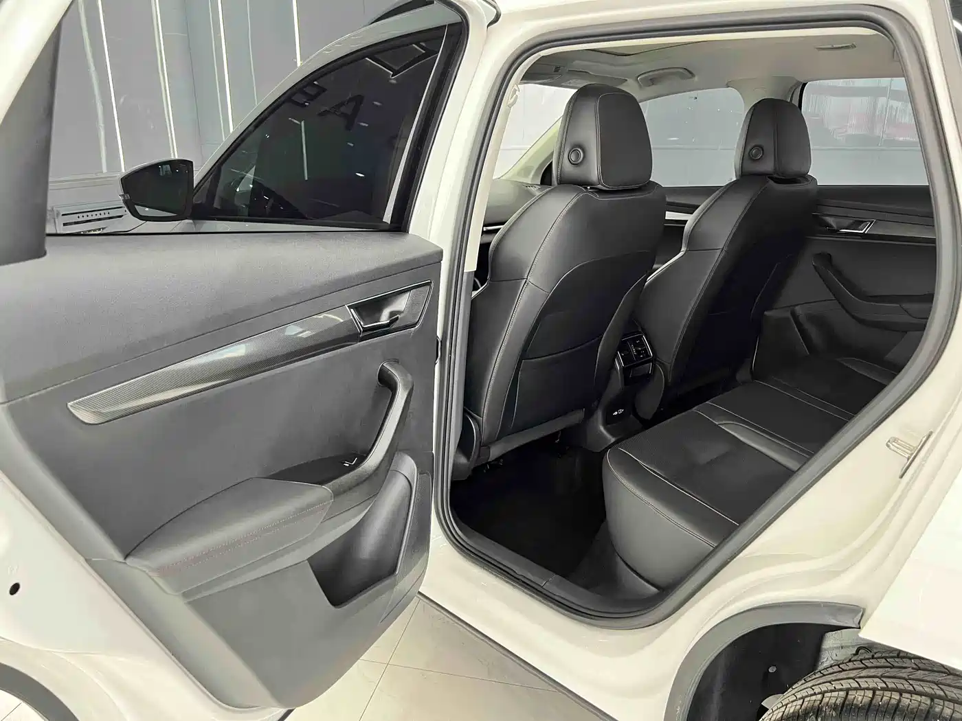 Škoda Karoq 2022 TSI280 Premium Edition фото 13
