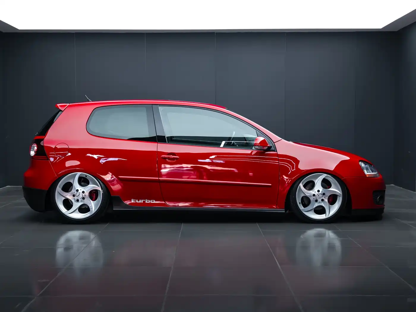 Volkswagen Golf (Import) 2006 GTI 2.0T 3-Door фото 4