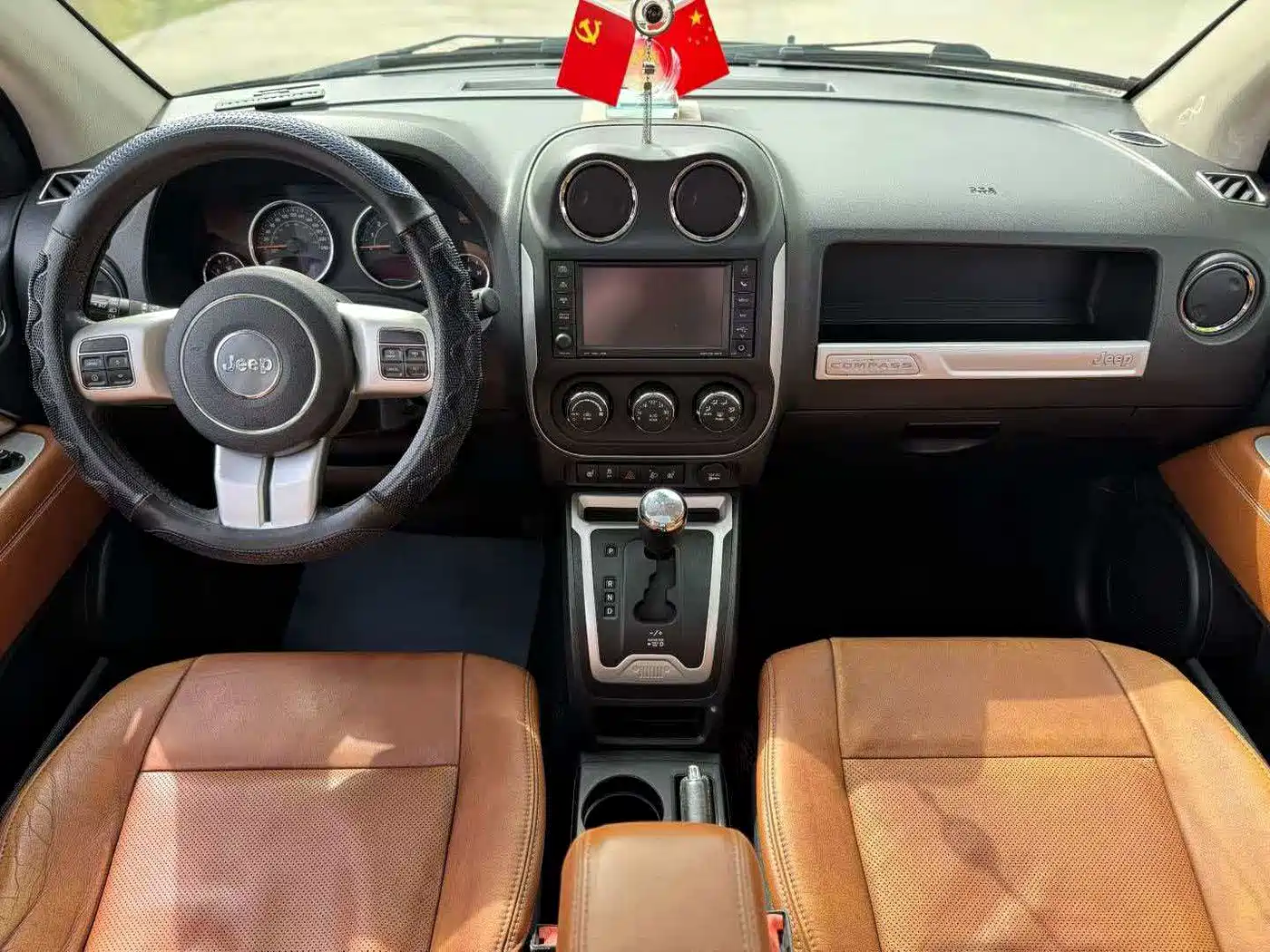 Jeep Compass (Import) 2014 2014 Facelift 2.4L 4WD Luxury Navigation Edition