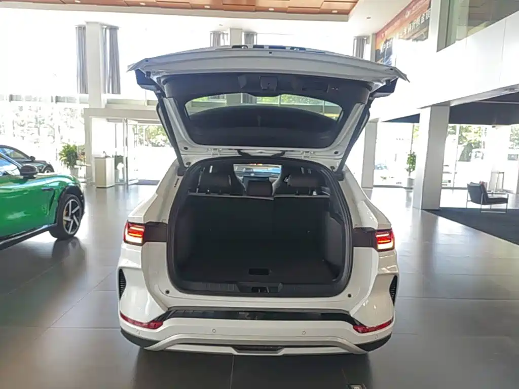 Photo 19 - BYD Song PLUS PHEV