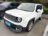 Photo 1 - Jeep Renegade