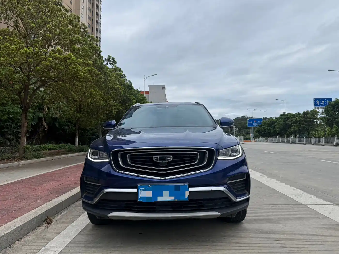 Фото 2 - Geely Boyue