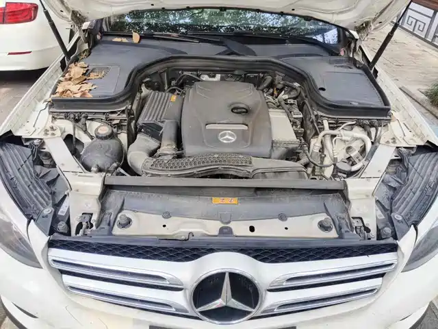 Mercedes-Benz GLC 2018 Facelift GLC 200 4MATIC — фото 3