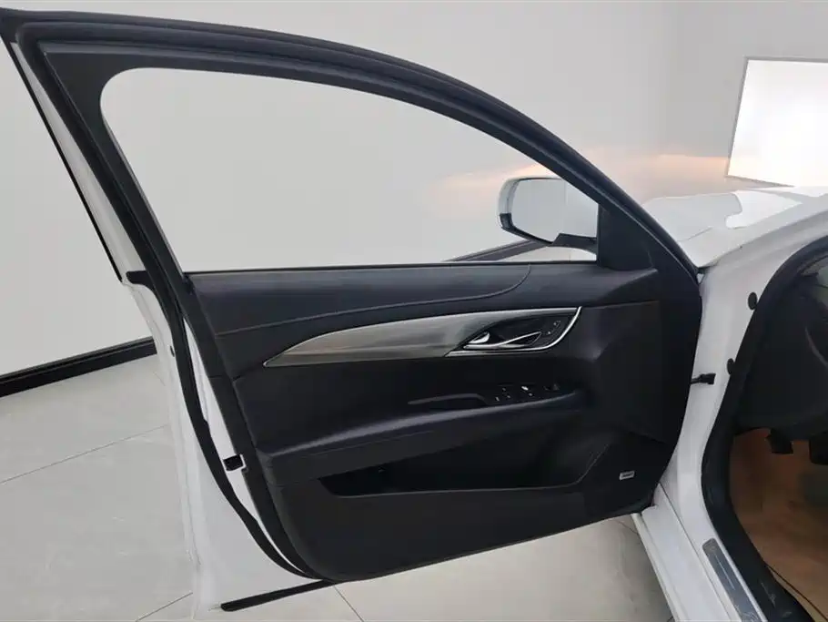 Cadillac ATS-L 2017 28T Technology фото 7