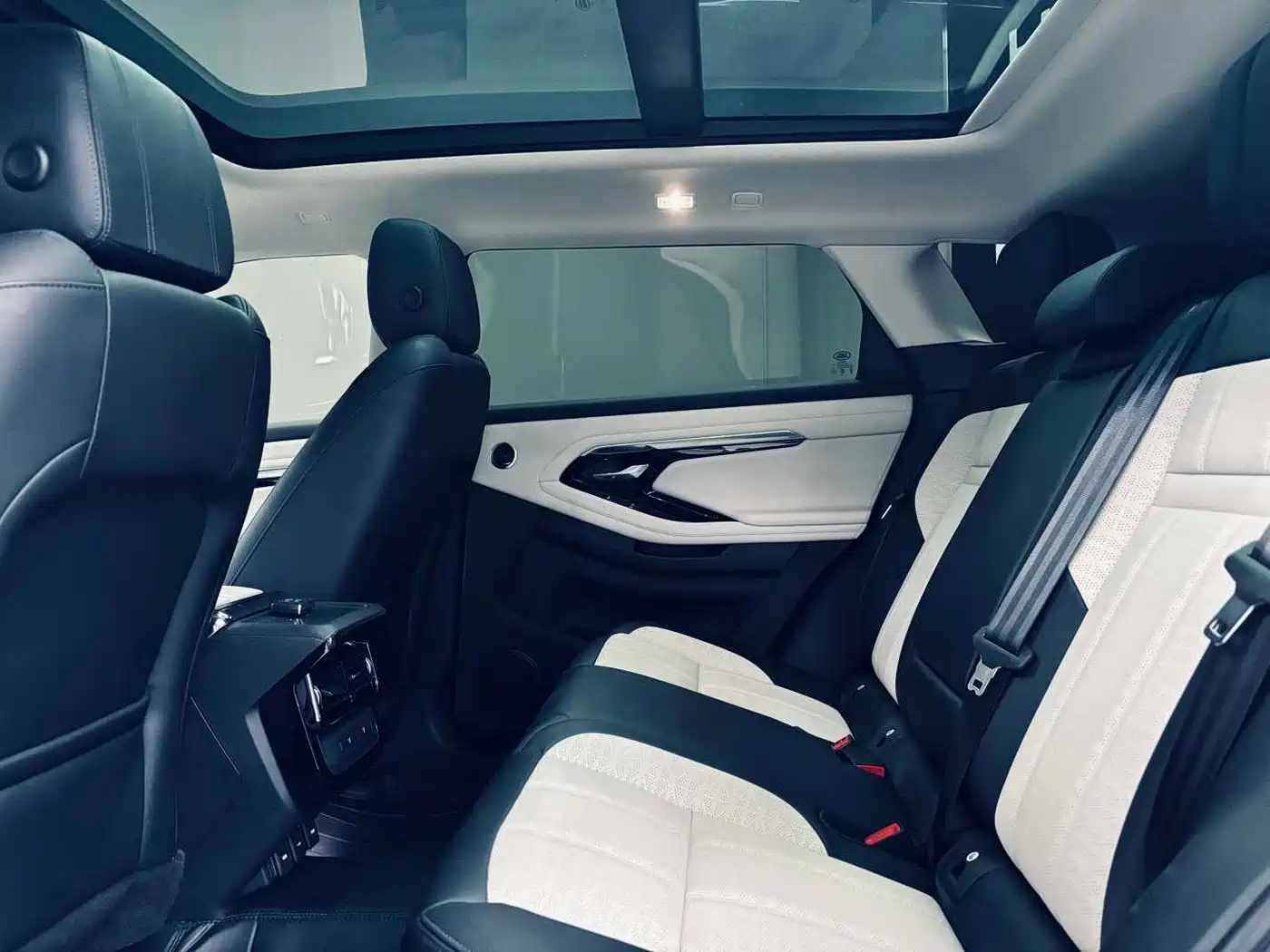 LAND ROVER RANGE ROVER AURORA