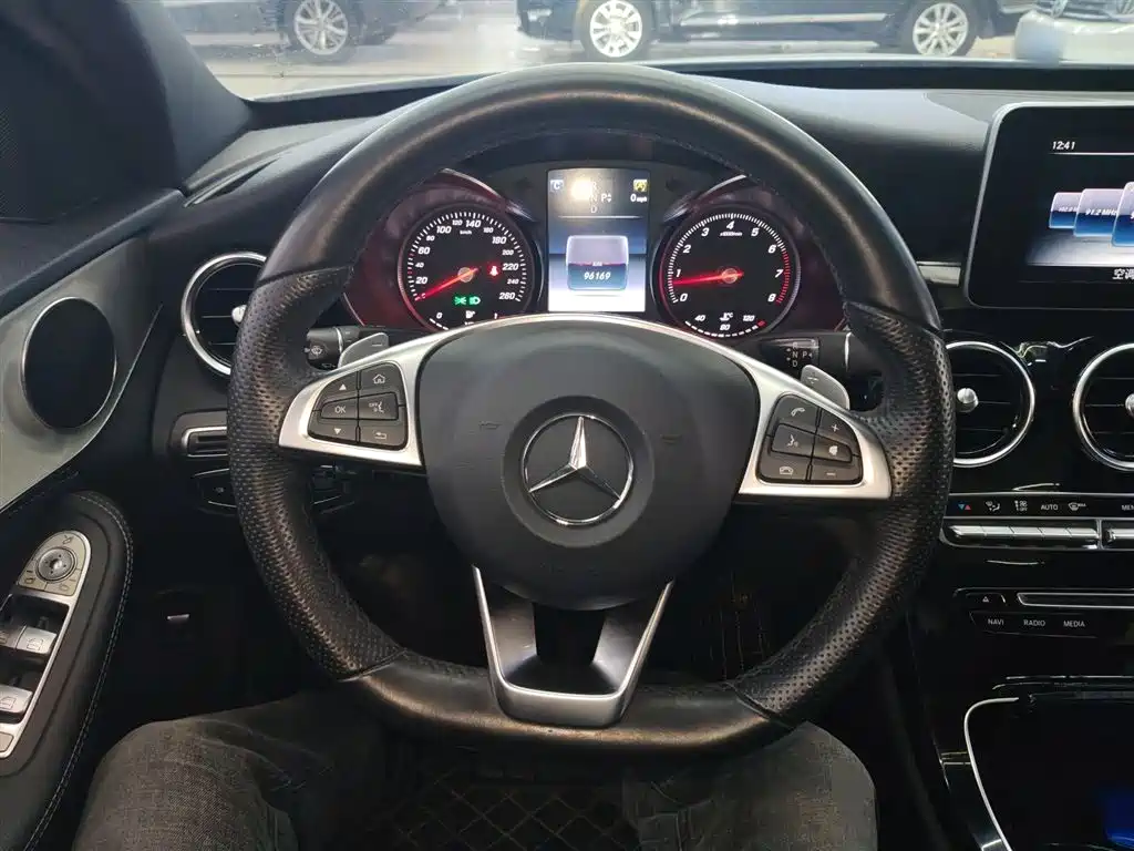Mercedes-Benz C-Class 2017 C 200 Sport 4MATIC фото 7