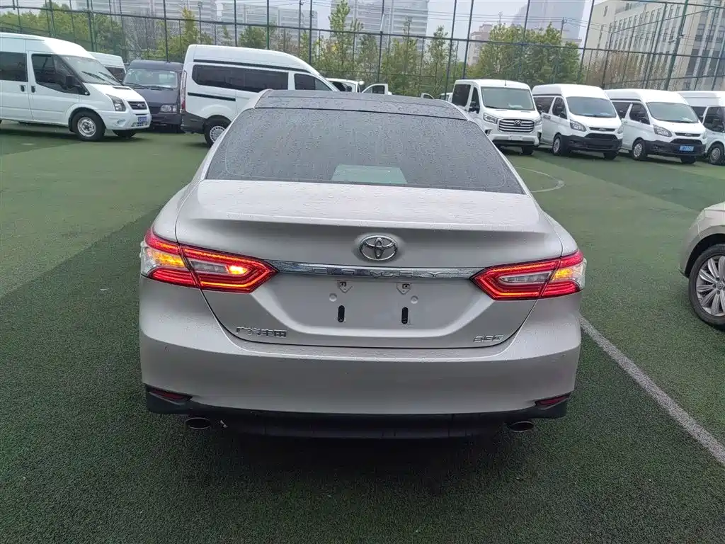Toyota Camry 2019 2.5G Luxury Edition China VI фото 4