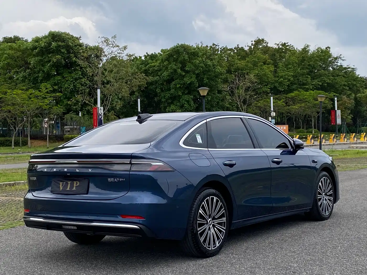 Geely Galaxy Galaxy A7 2025 EM-i фото 32