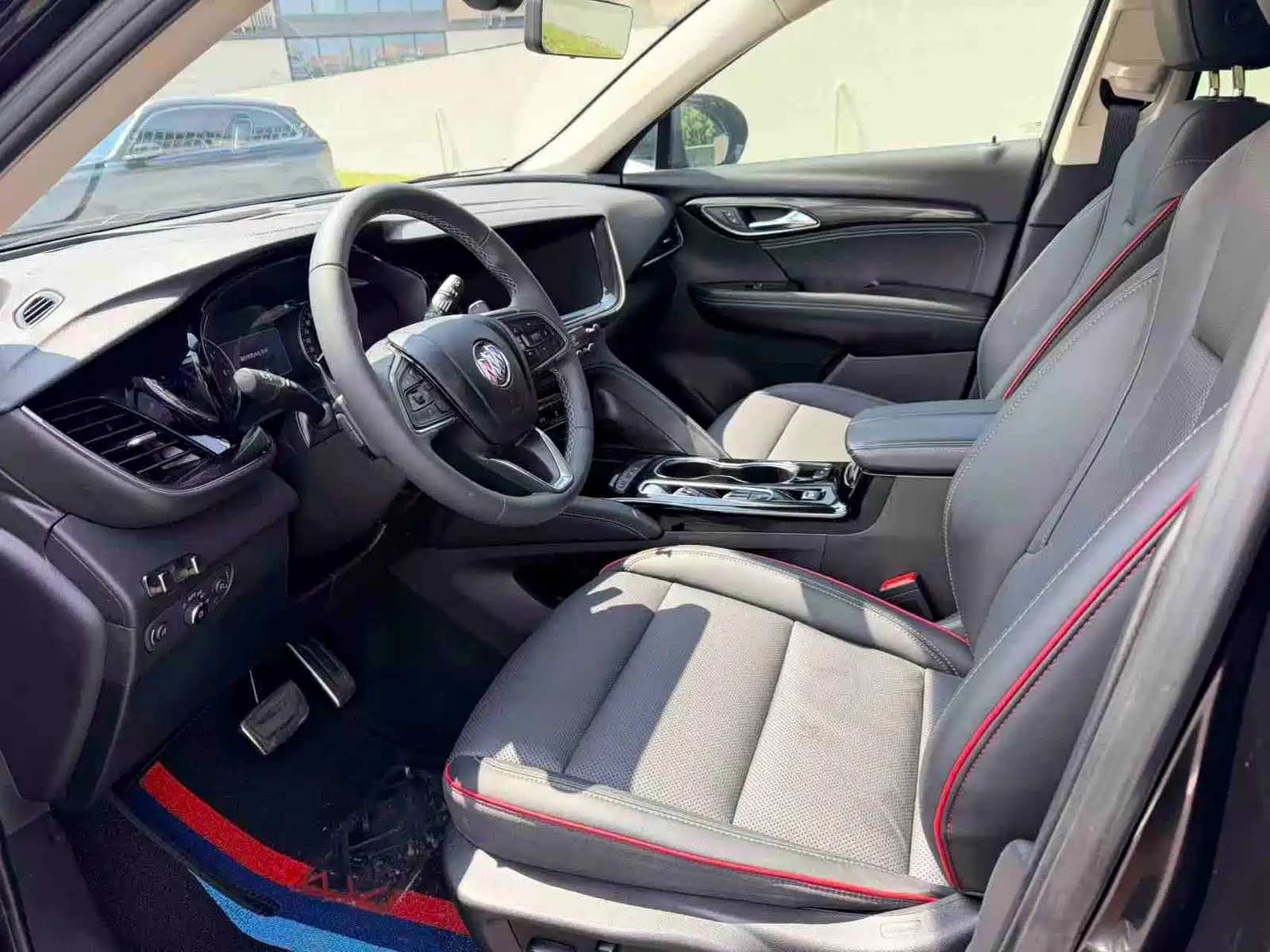 صورة 4 - Buick Envision S