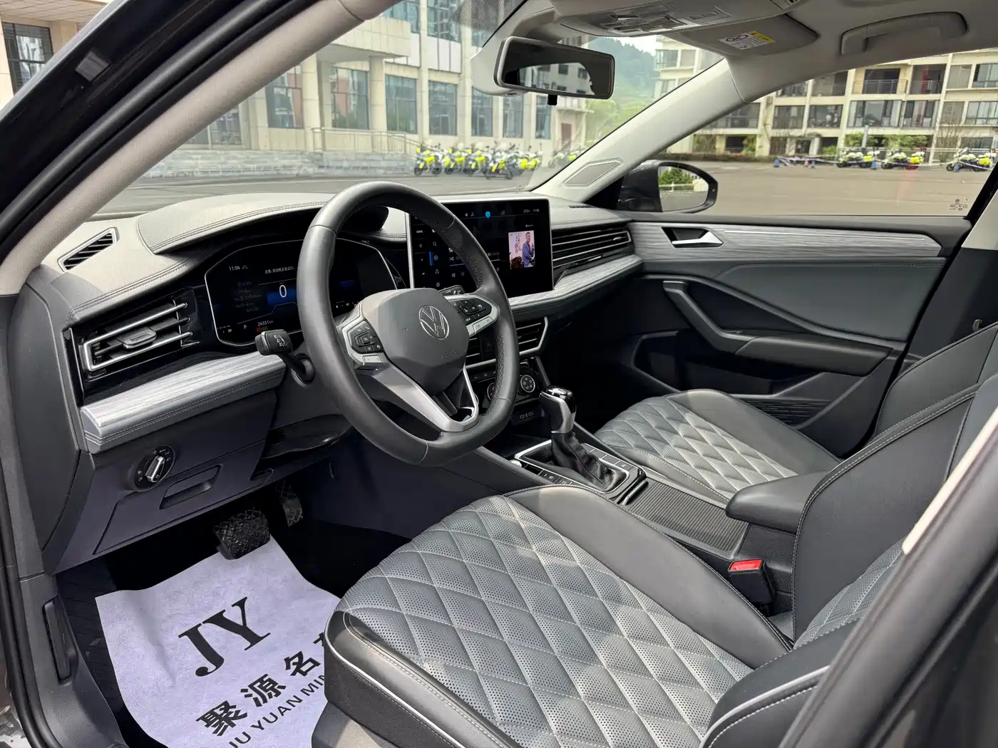 Volkswagen Sagitar 2023 300TSI DSG Excellence Edition фото 4