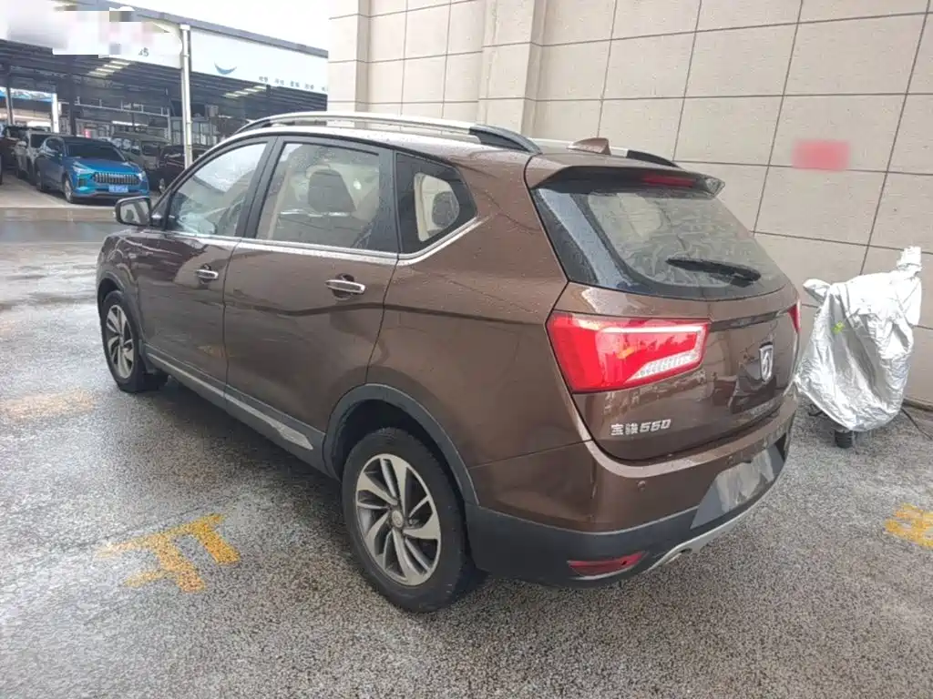 Baojun 560 2016 2016 1.8L iAMT Luxury