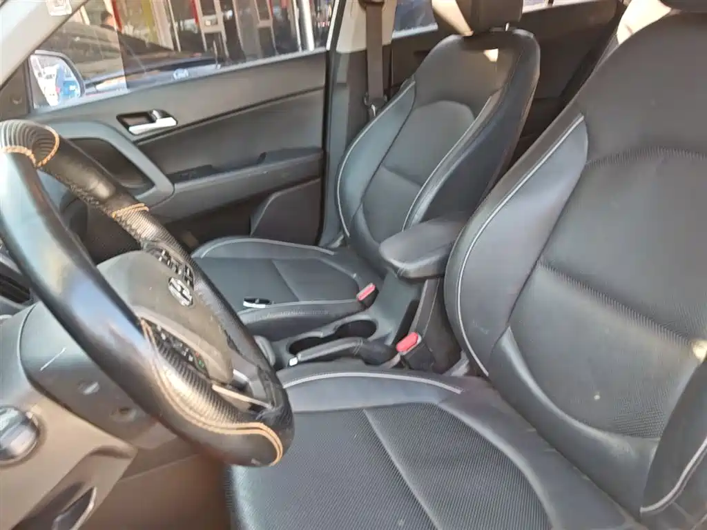 Hyundai Beijing Hyundai ix25 2015 2.0L Automatic 2WD Smart GLS фото 15