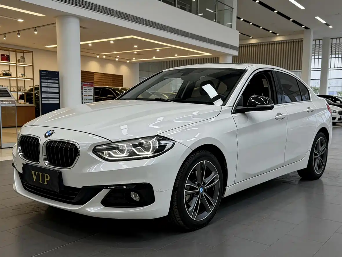 BMW 1 Series 2018 118i Fashion Edition