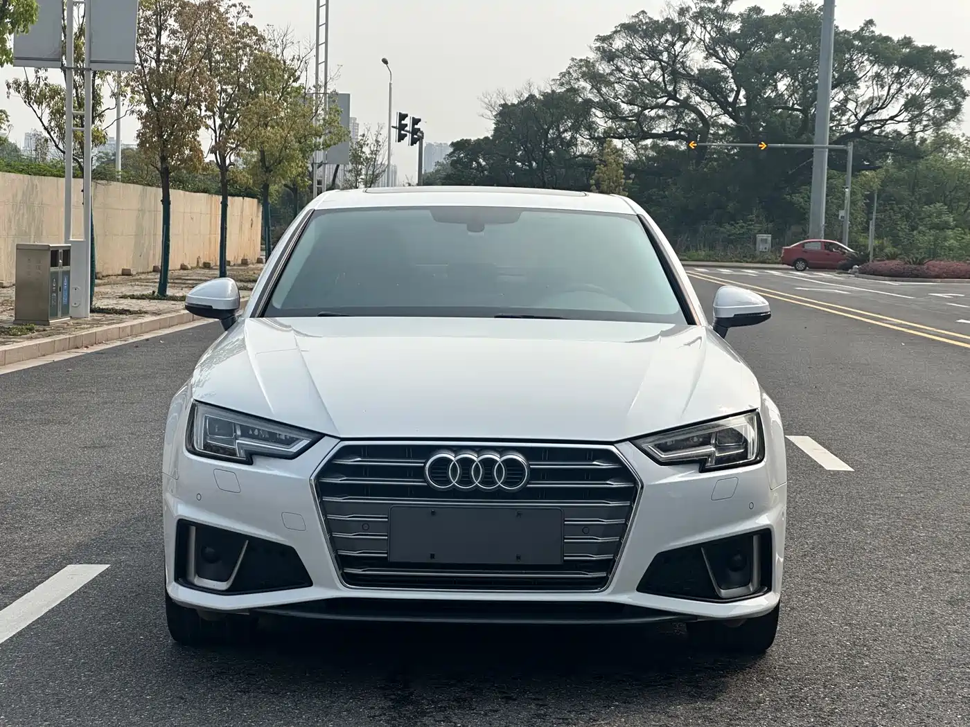 Audi A4L 2019 40 TFSI Fashion (China V) фото 2