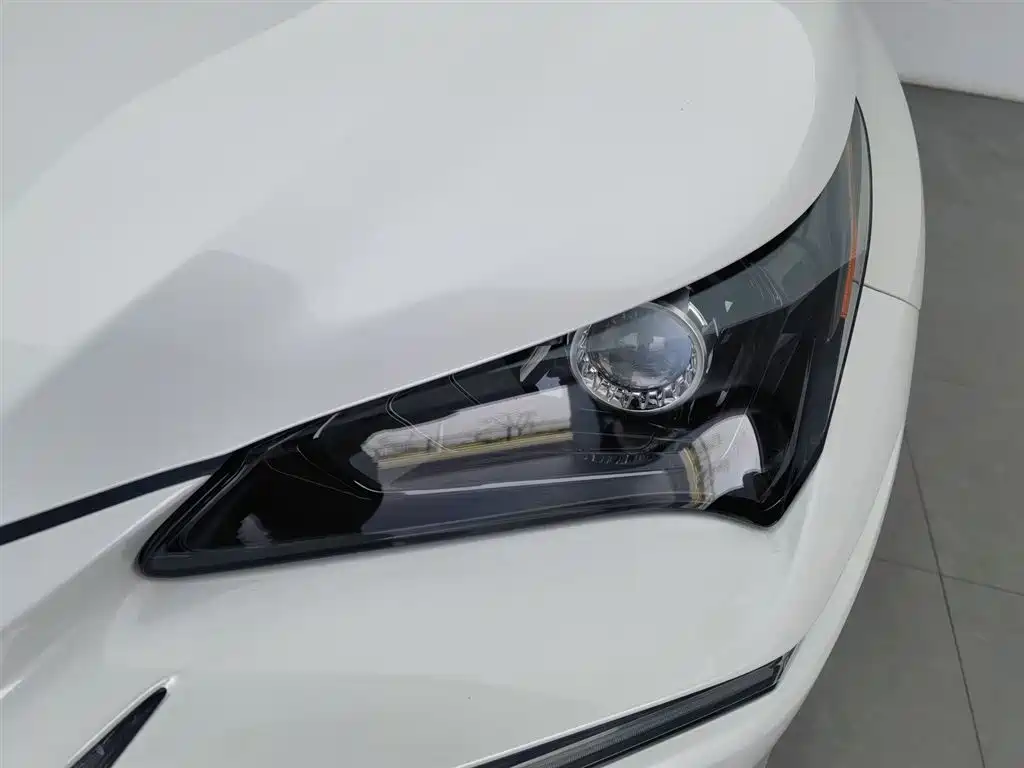 Lexus NX 2018 Model 300 FWD Fengxing Edition фото 7