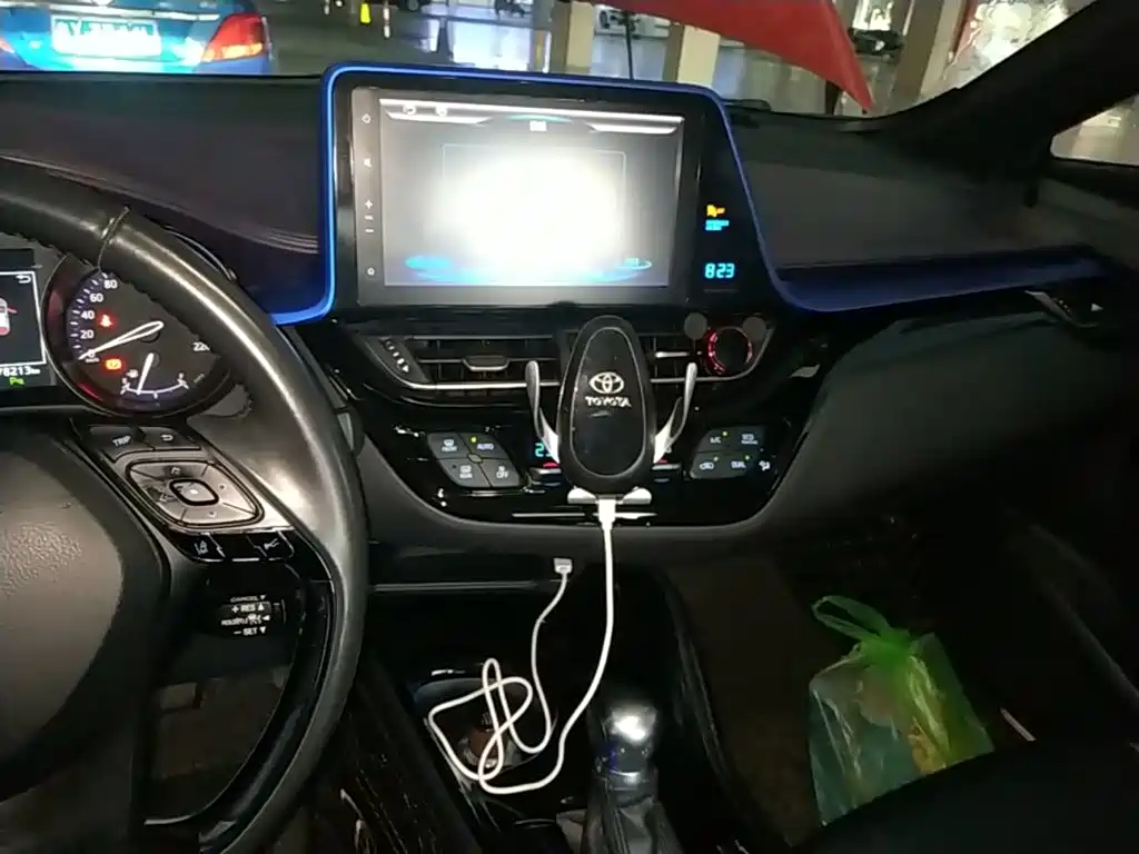 Toyota C-HR 2020 2020 Model 2.0L Luxury