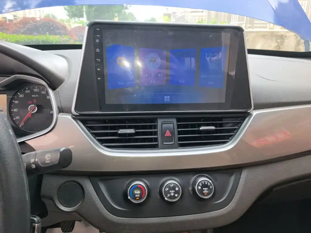 Baojun 310W 2018 2017 1.5L Manual Comfort China V