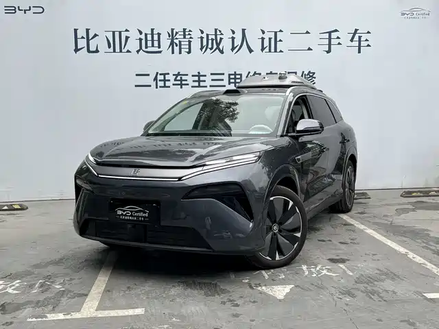 BYD TANG L