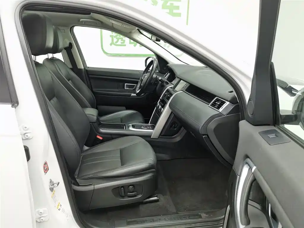 Land Rover Discovery Sport 2017 2.0T SE фото 23