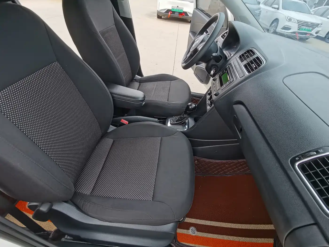 Volkswagen Polo 2014 2013 1.4L Automatic Comfort Edition