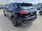 Фото 23 - Hongqi HS5