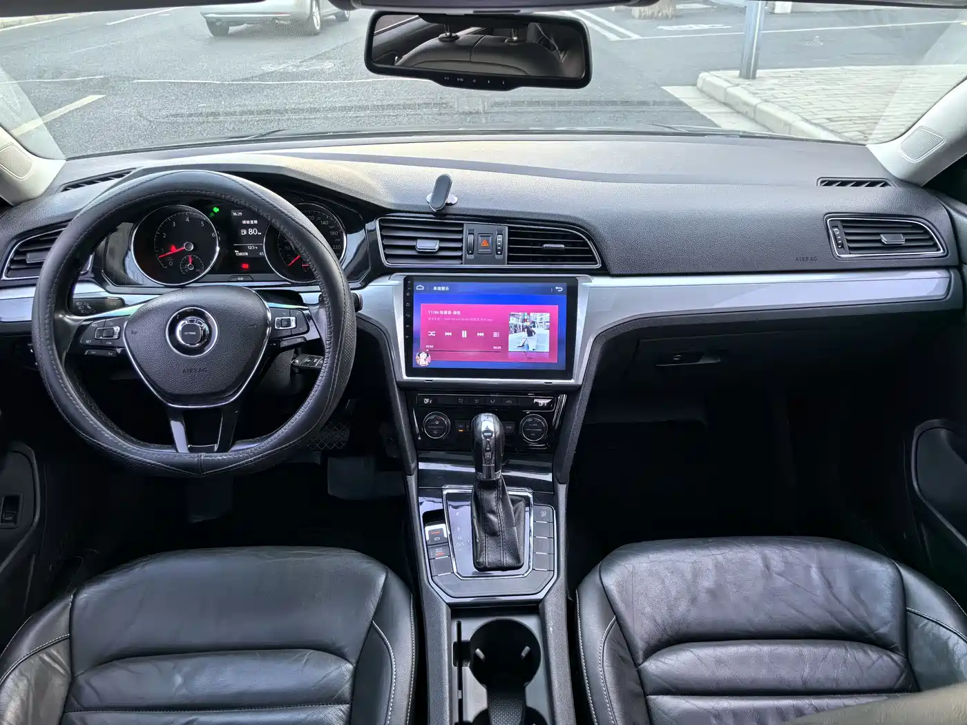Volkswagen Lamando 2015 280TSI DSG Comfort фото 13