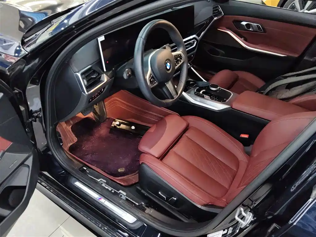 BMW 3 Series 2024 325i M Sport Shadowline Package фото 16