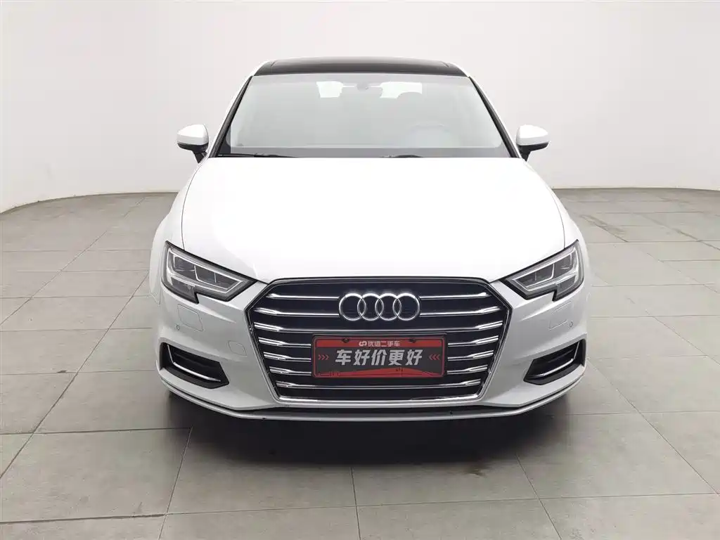 Audi A3 2019 Limousine 35 TFSI Style China VI фото 3