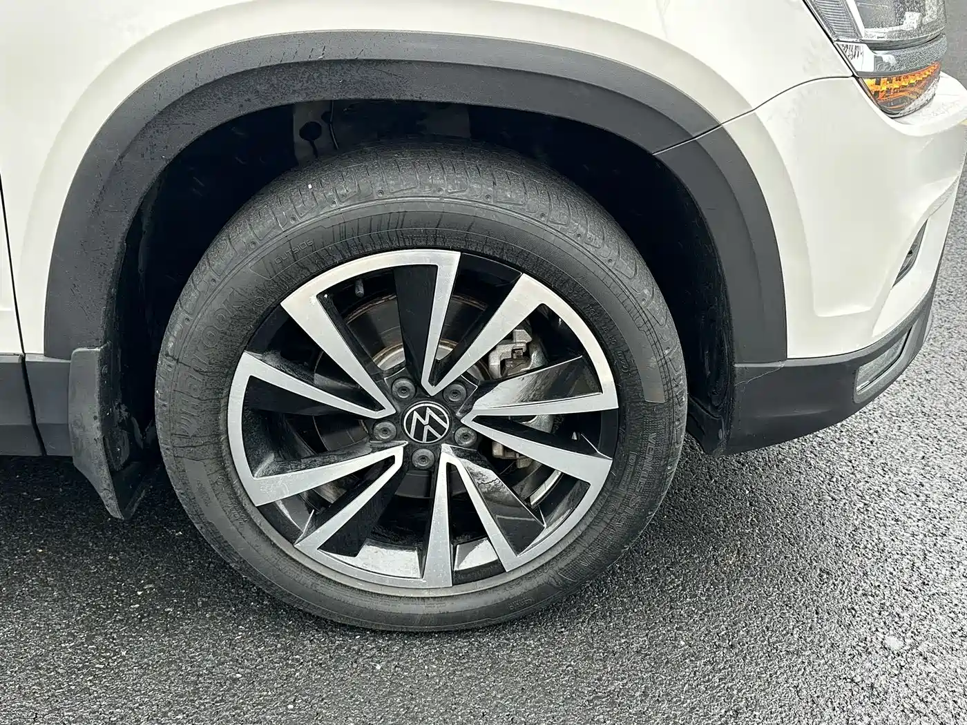 Volkswagen Tharu 2022 280TSI FWD Luxury Edition фото 16