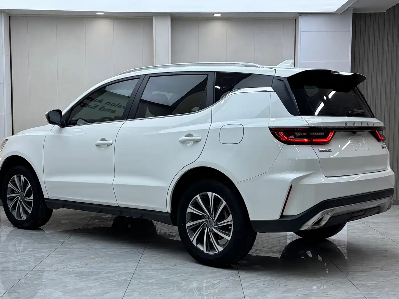 GEELY AUTOMOBILE VISION X6