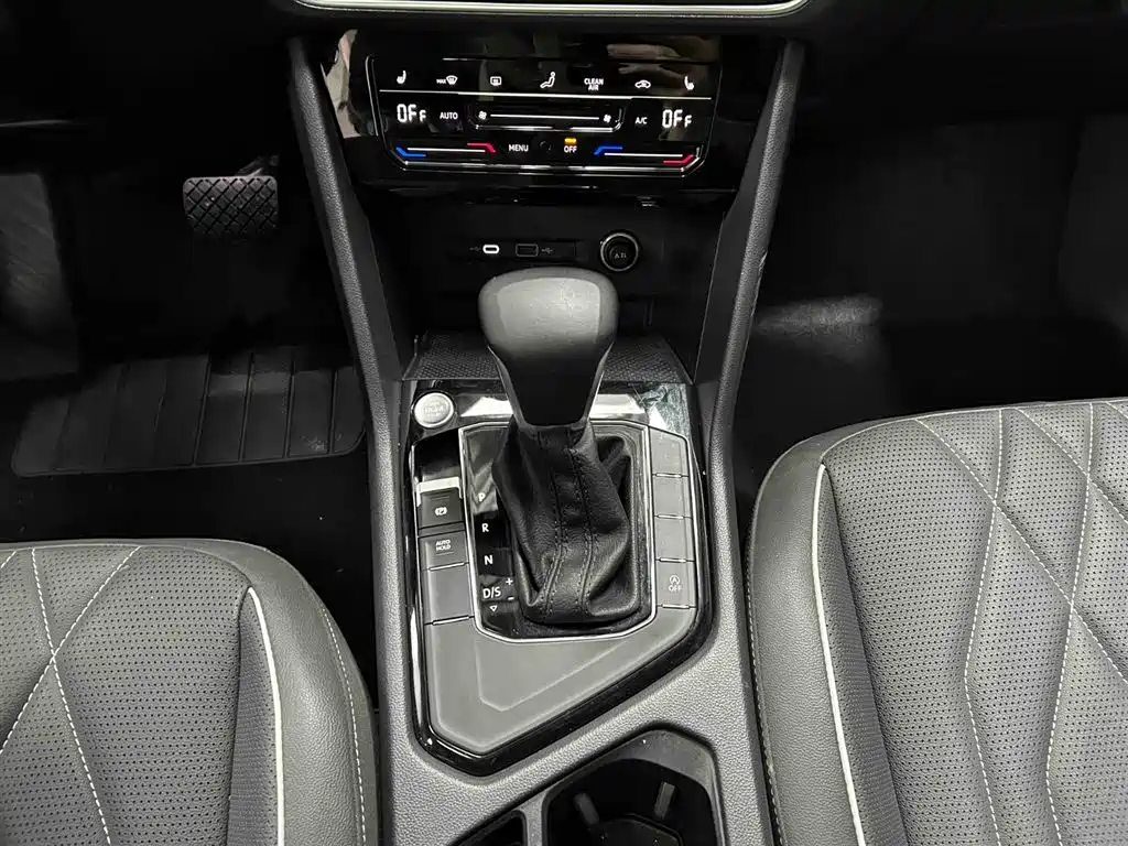 Volkswagen Tiguan L 2023 280TSI 2WD Trend Limited Edition фото 5