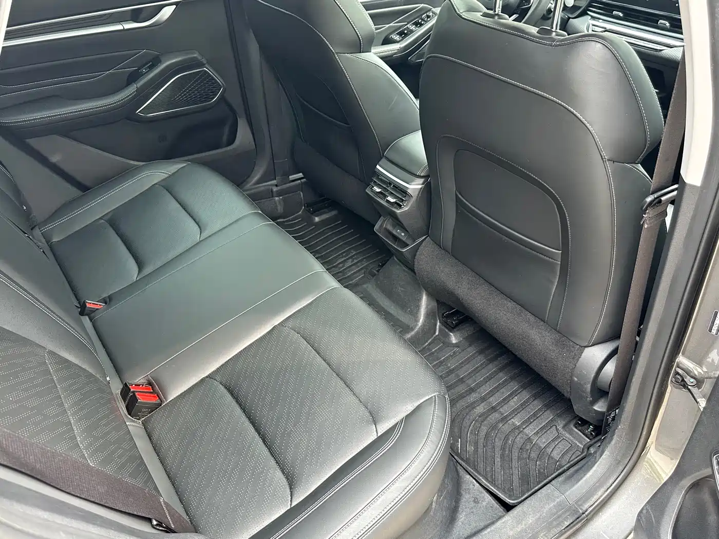 GEELY AUTOMOBILE EMGRAND