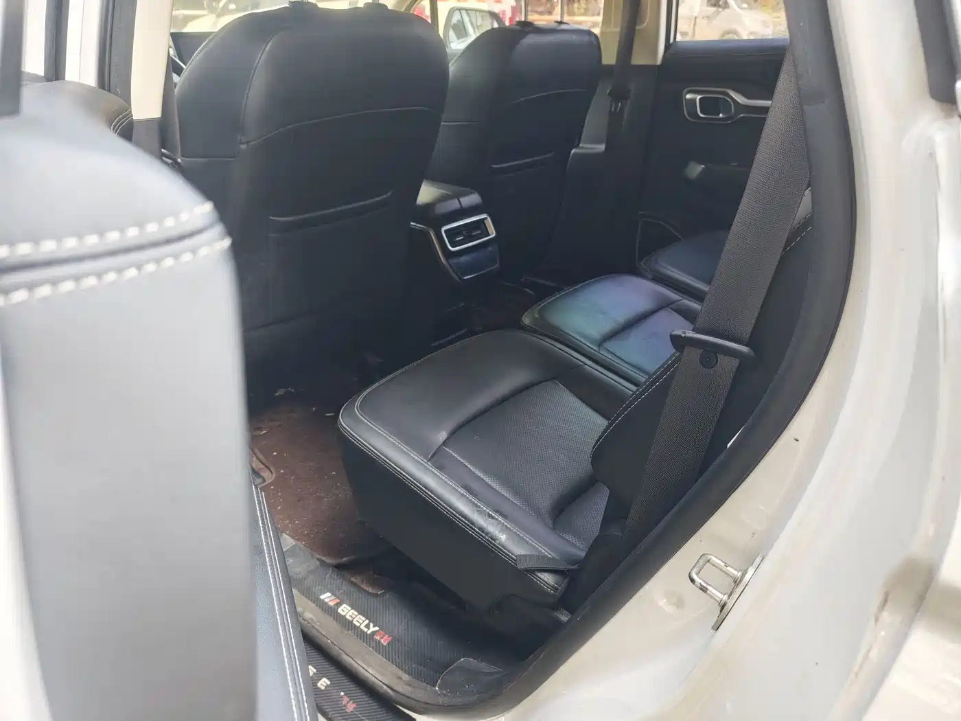 Geely Okavango 2021 2020 1.8TD DCT Luxury 7-Seater